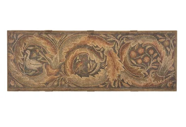 Mosaik mit floralen und avianen Motiven